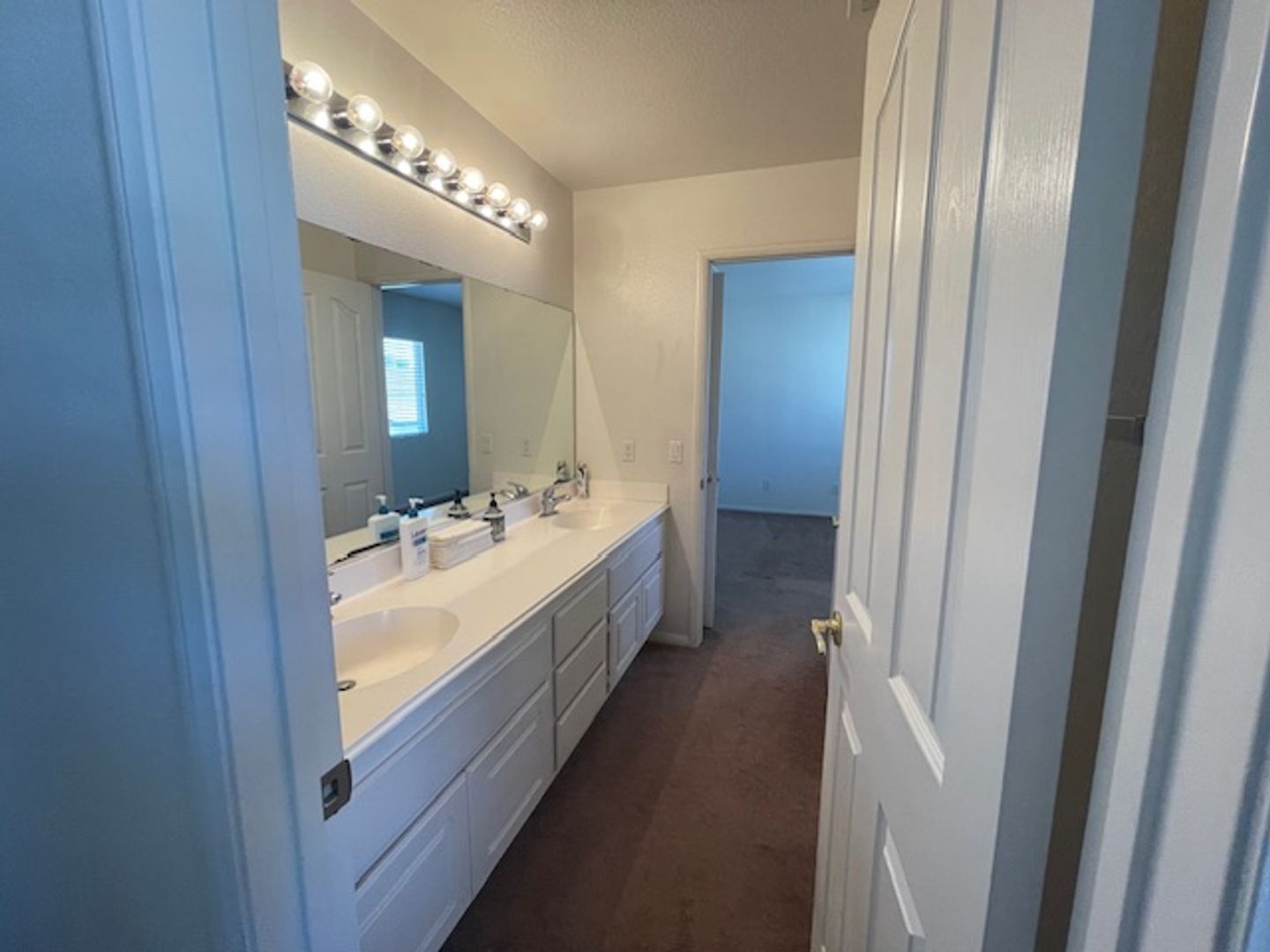 5875 Larry Dean St - Corona - California - 5 bed, 3 bath rental property