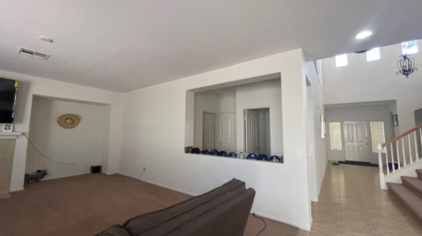 5875 Larry Dean St - Corona - California - 5 bed, 3 bath rental property