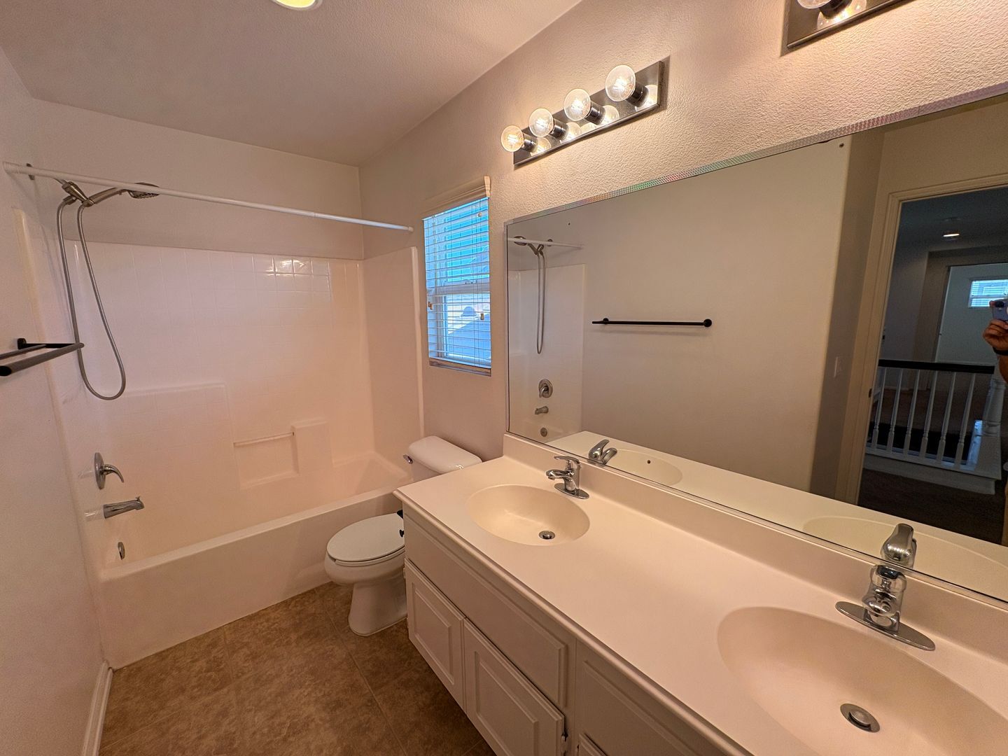 5875 Larry Dean St - Corona - California - 5 bed, 3 bath rental property