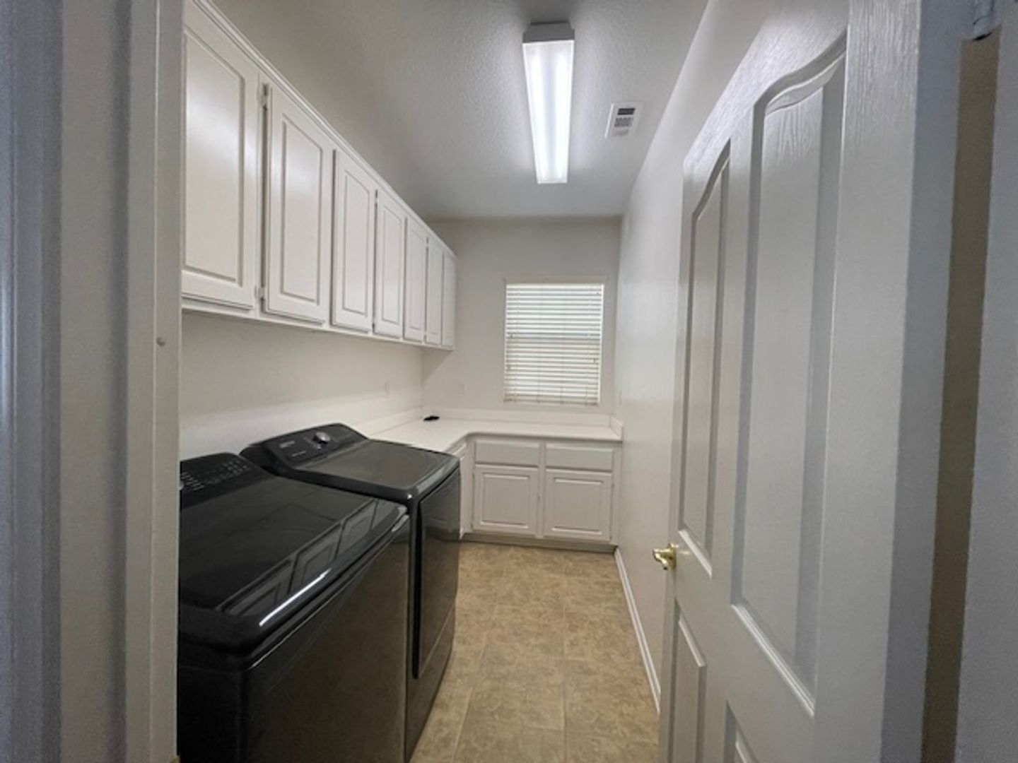 5875 Larry Dean St - Corona - California - 5 bed, 3 bath rental property