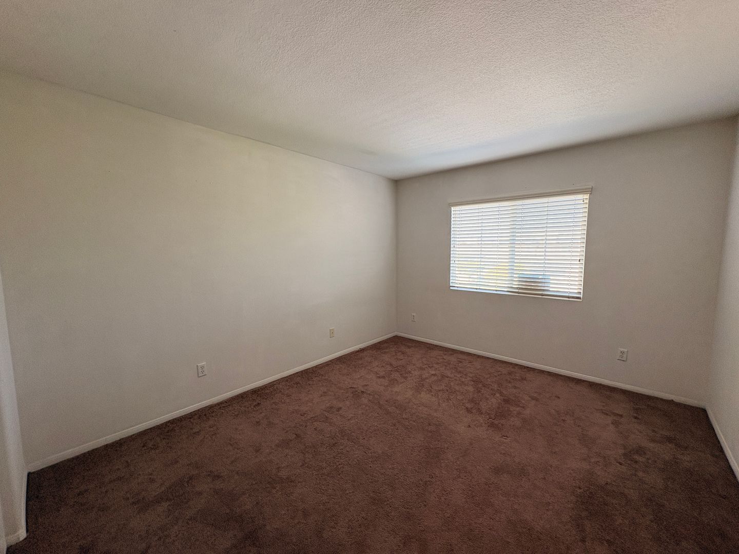 5875 Larry Dean St - Corona - California - 5 bed, 3 bath rental property
