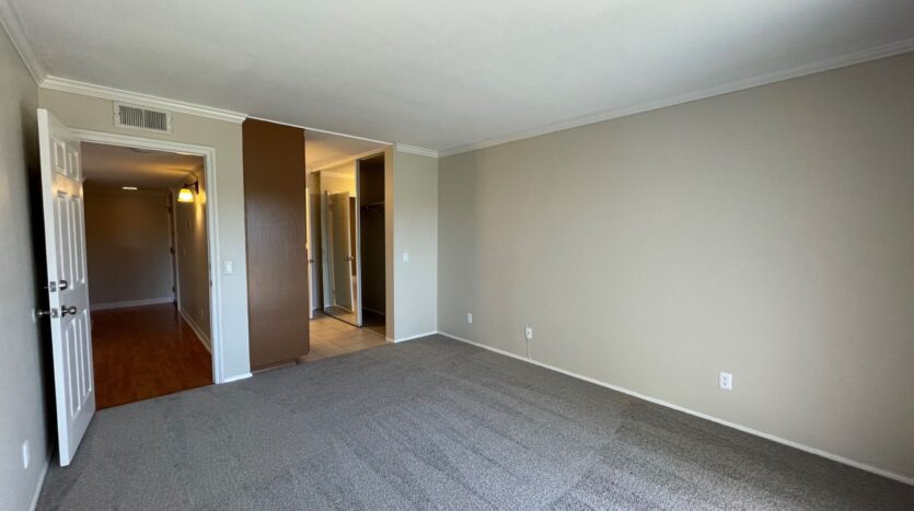 5885 El Cajon Blvd. #216 - San Diego - California - 2 bed, 2 bath rental property