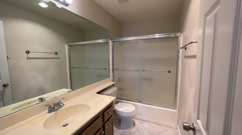 5885 El Cajon Blvd. #216 - San Diego - California - 2 bed, 2 bath rental property