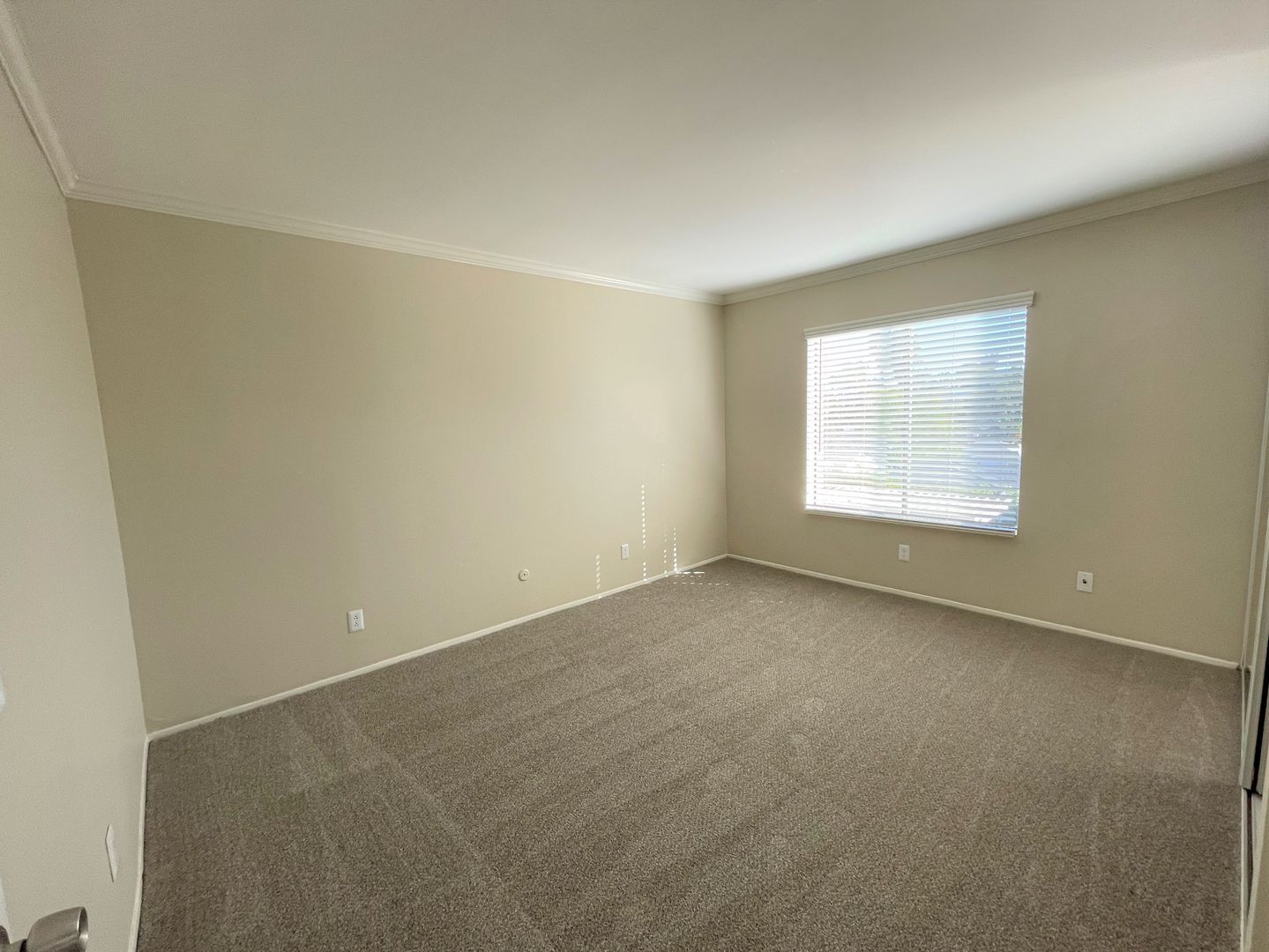 5885 El Cajon Blvd. #216 - San Diego - California - 2 bed, 2 bath rental property