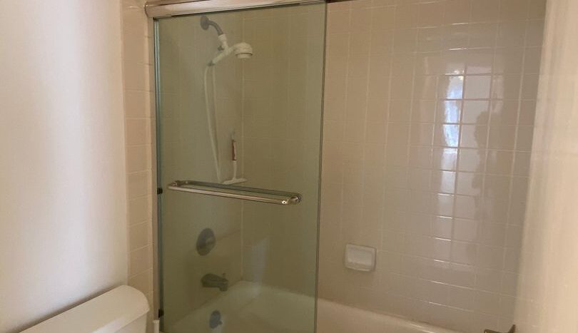 6 Admiral Dr #388 - Emeryville - California - 1 bed, 1 bath rental property