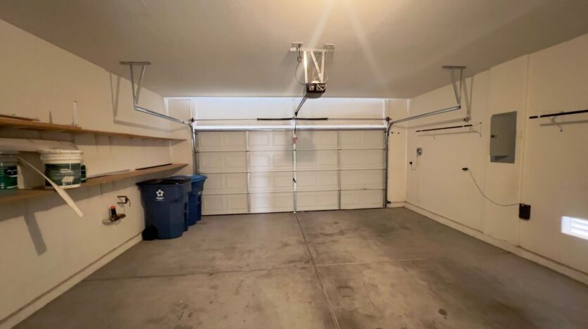 6214 W Haleh Ave - Las Vegas - Nevada - 4 bed, 3 bath rental property