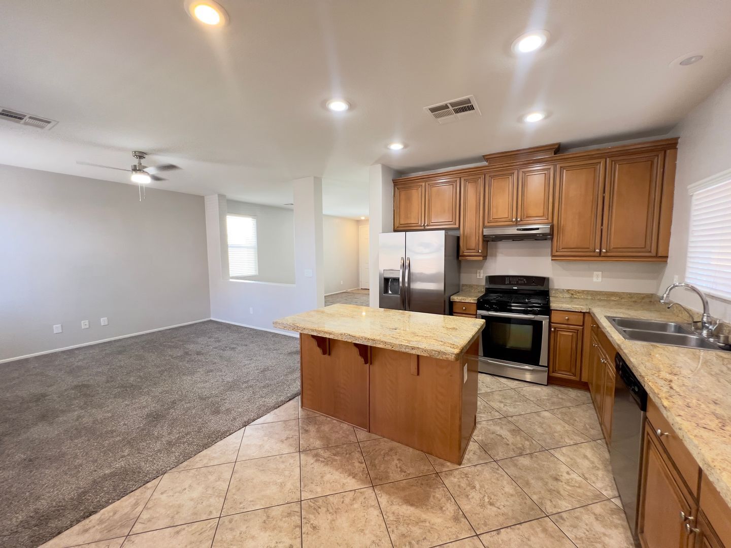 6214 W Haleh Ave - Las Vegas - Nevada - 4 bed, 3 bath rental property