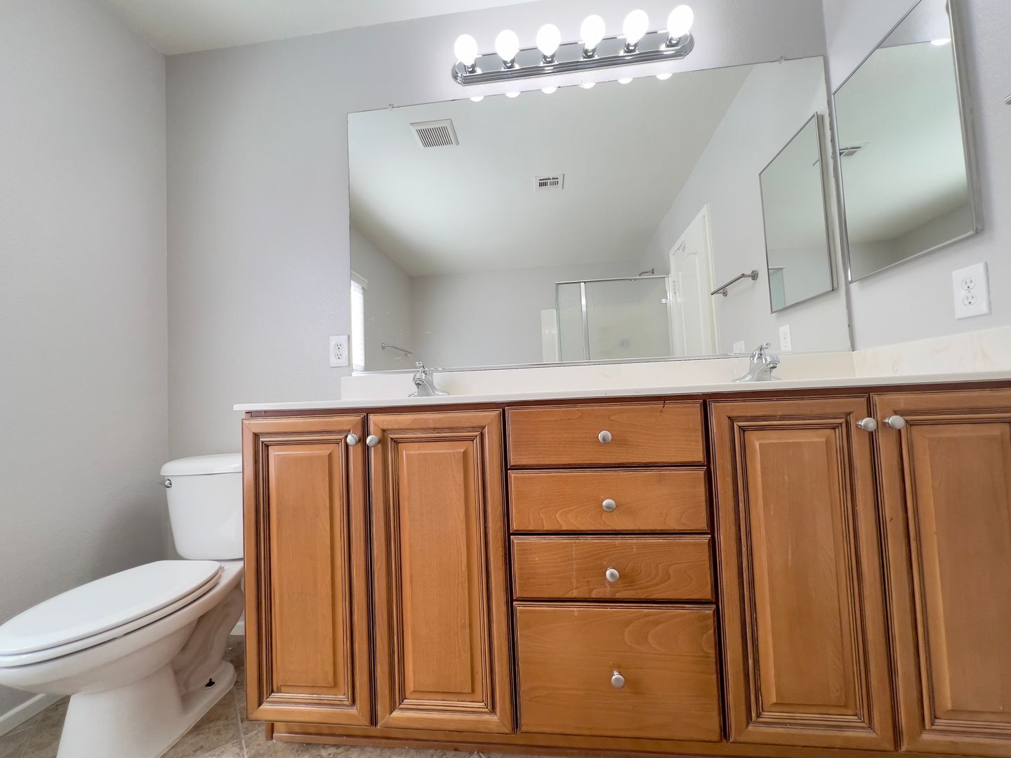 6214 W Haleh Ave - Las Vegas - Nevada - 4 bed, 3 bath rental property