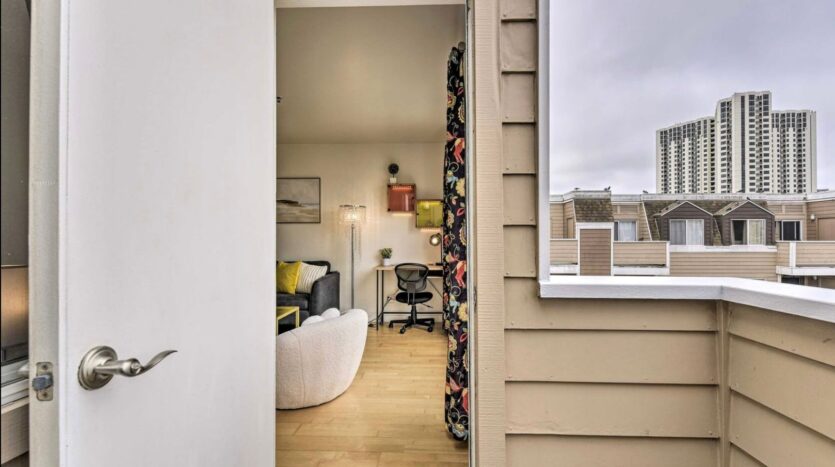 6400 Christie Ave Apt 5401 - Emeryville - California - 1 bed, 1 bath rental property