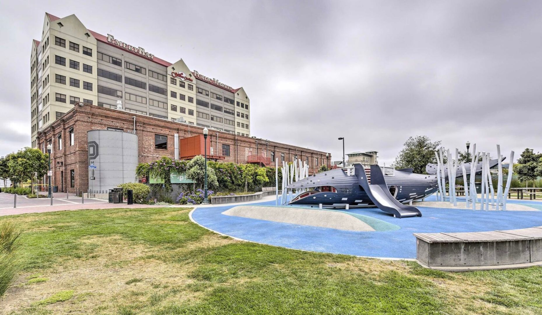 6400 Christie Ave Apt 5401 - Emeryville - California - 1 bed, 1 bath rental property
