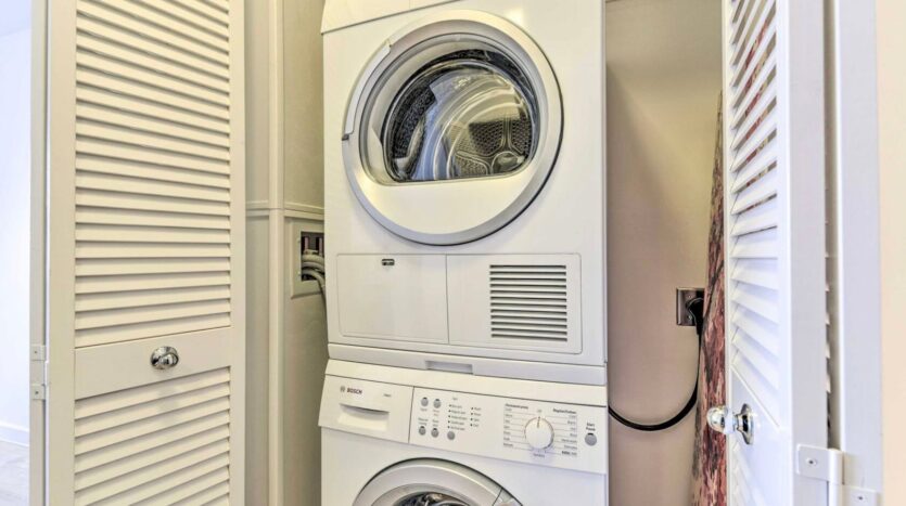 6400 Christie Ave Apt 5401 - Emeryville - California - 1 bed, 1 bath rental property