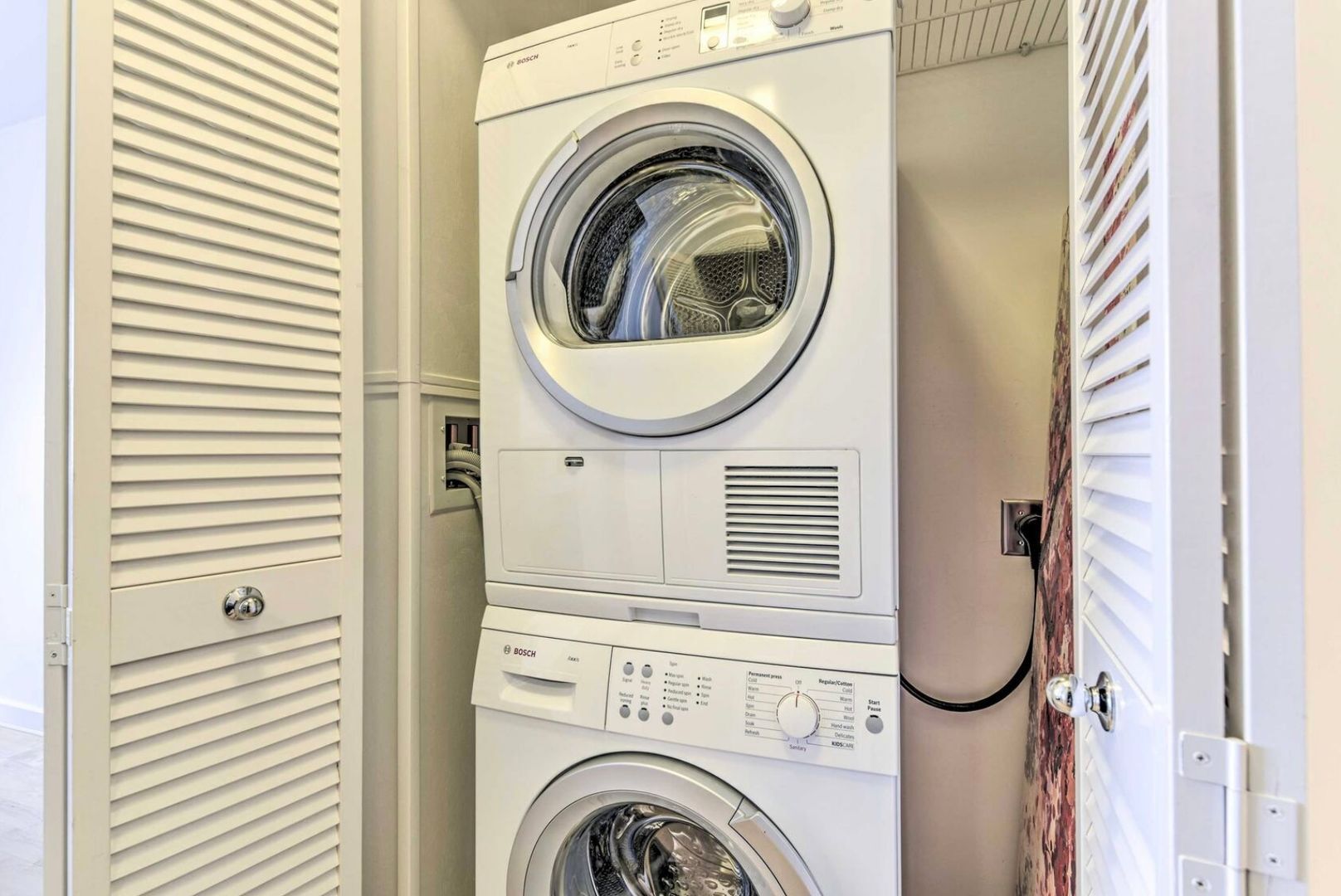 6400 Christie Ave Apt 5401 - Emeryville - California - 1 bed, 1 bath rental property