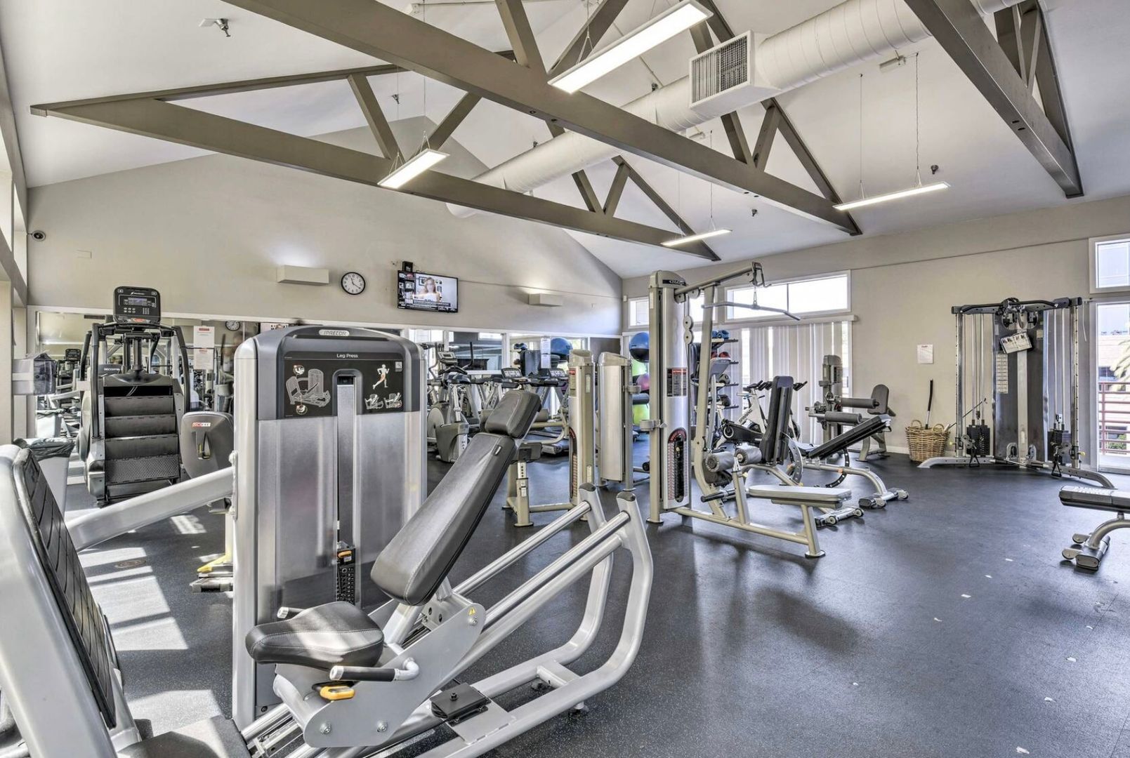 6400 Christie Ave Apt 5401 - Emeryville - California - 1 bed, 1 bath rental property