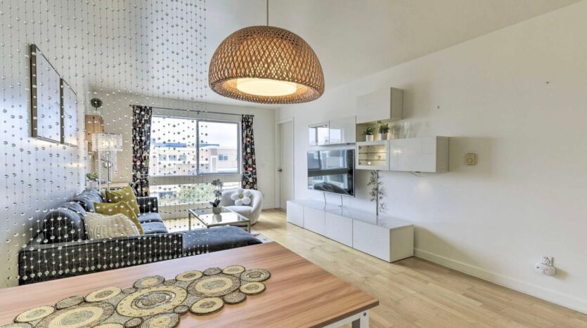 6400 Christie Ave Apt 5401 - Emeryville - California - 1 bed, 1 bath rental property
