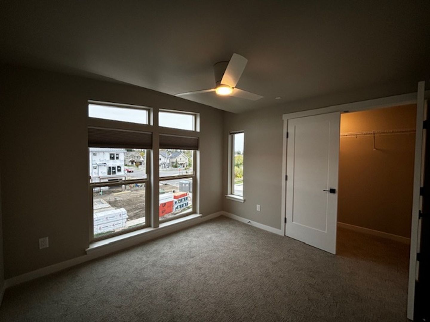  688 Venture Way - Bellingham - Washington - 2 bed, 1.5 bath rental property