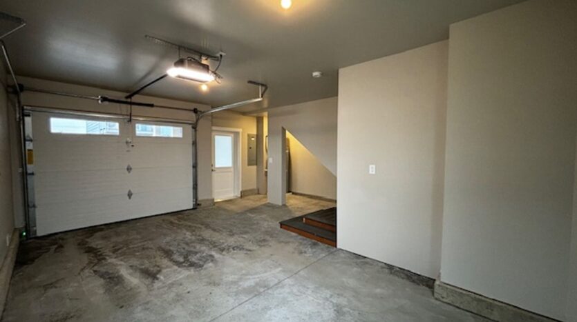 688 Venture Way - Bellingham - Washington - 2 bed, 1.5 bath rental property