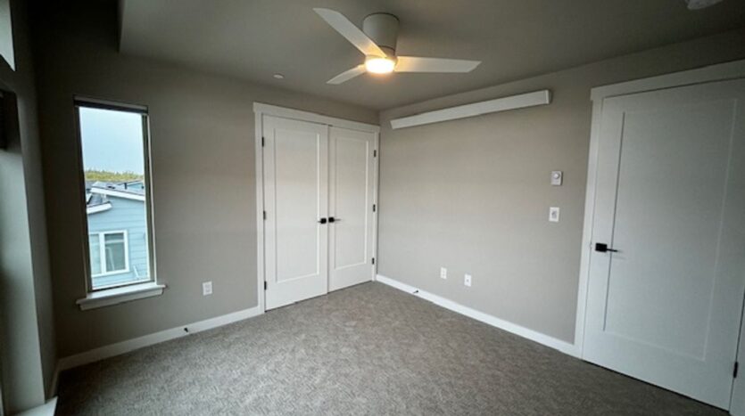 688 Venture Way - Bellingham - Washington - 2 bed, 1.5 bath rental property