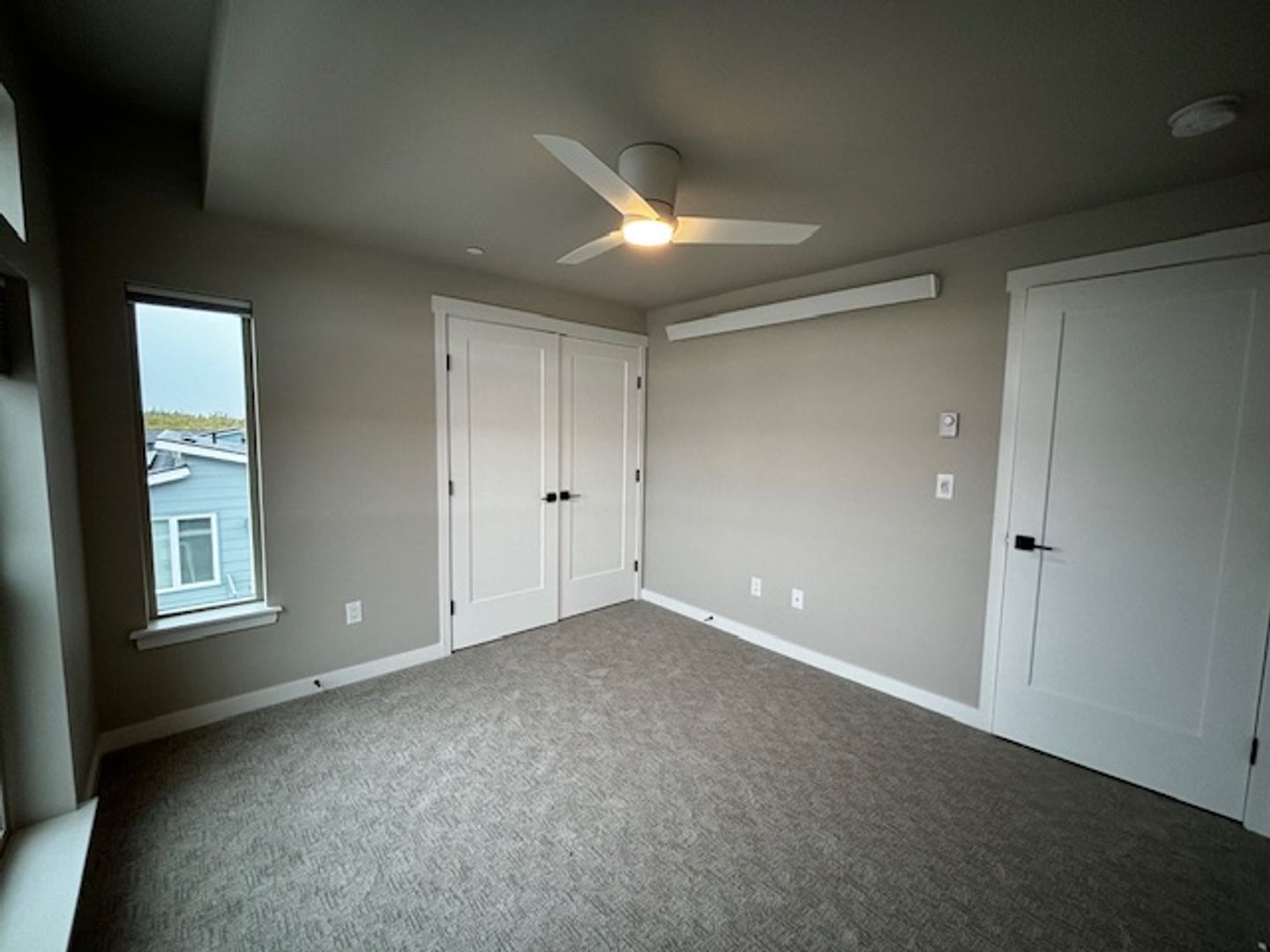  688 Venture Way - Bellingham - Washington - 2 bed, 1.5 bath rental property