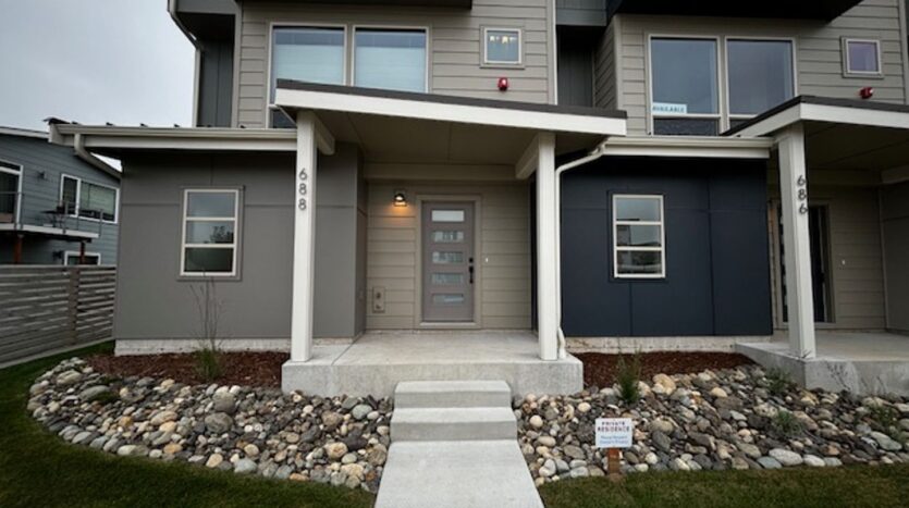 688 Venture Way - Bellingham - Washington - 2 bed, 1.5 bath rental property