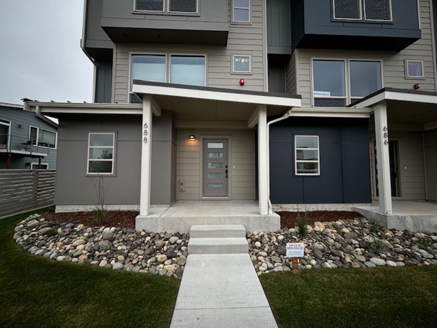  688 Venture Way - Bellingham - Washington - 2 bed, 1.5 bath rental property