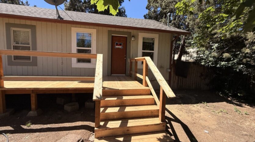 7 SW McKinley Ave  - Bend - Oregon - 1 bed, 1 bath rental property