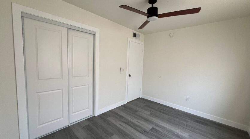 709 East Houston Avenue  14 - Visalia - California - 2 bed, 1 bath rental property