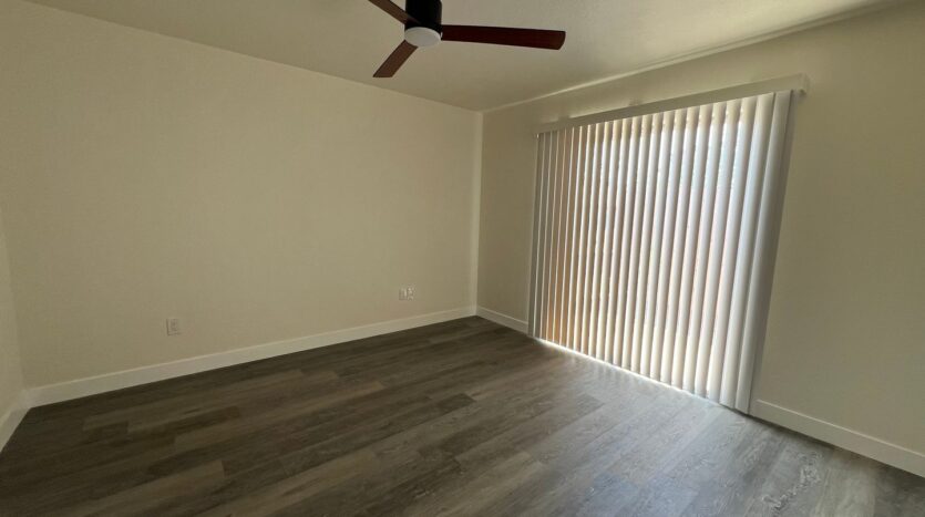 709 East Houston Avenue  14 - Visalia - California - 2 bed, 1 bath rental property
