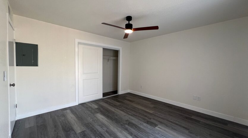709 East Houston Avenue  14 - Visalia - California - 2 bed, 1 bath rental property