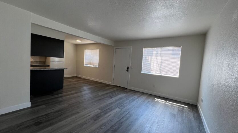 709 East Houston Avenue  14 - Visalia - California - 2 bed, 1 bath rental property