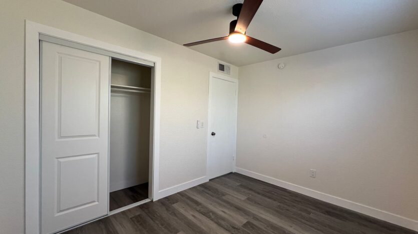 709 East Houston Avenue  14 - Visalia - California - 2 bed, 1 bath rental property