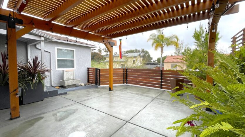 716 W Upas St - San Diego - California - 3 bed, 2 bath rental property