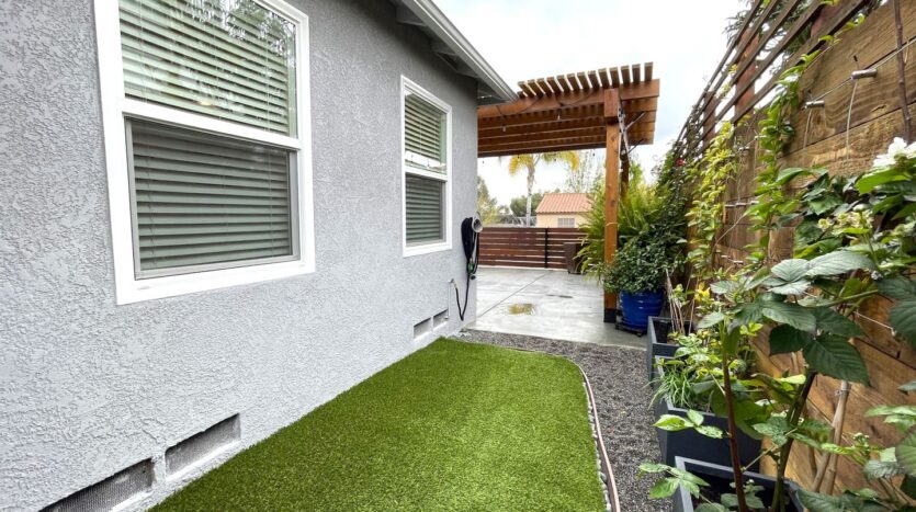 716 W Upas St - San Diego - California - 3 bed, 2 bath rental property