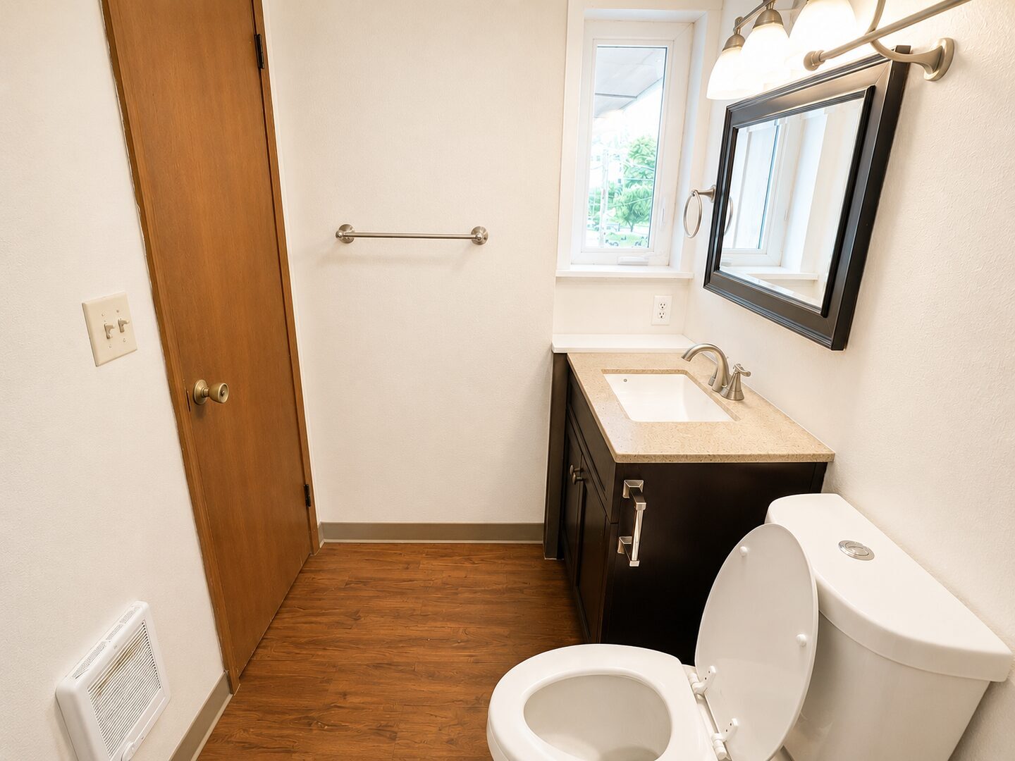 719-731 Washington Street - Oregon City - Oregon - 2 bed, 1.5 bath rental property