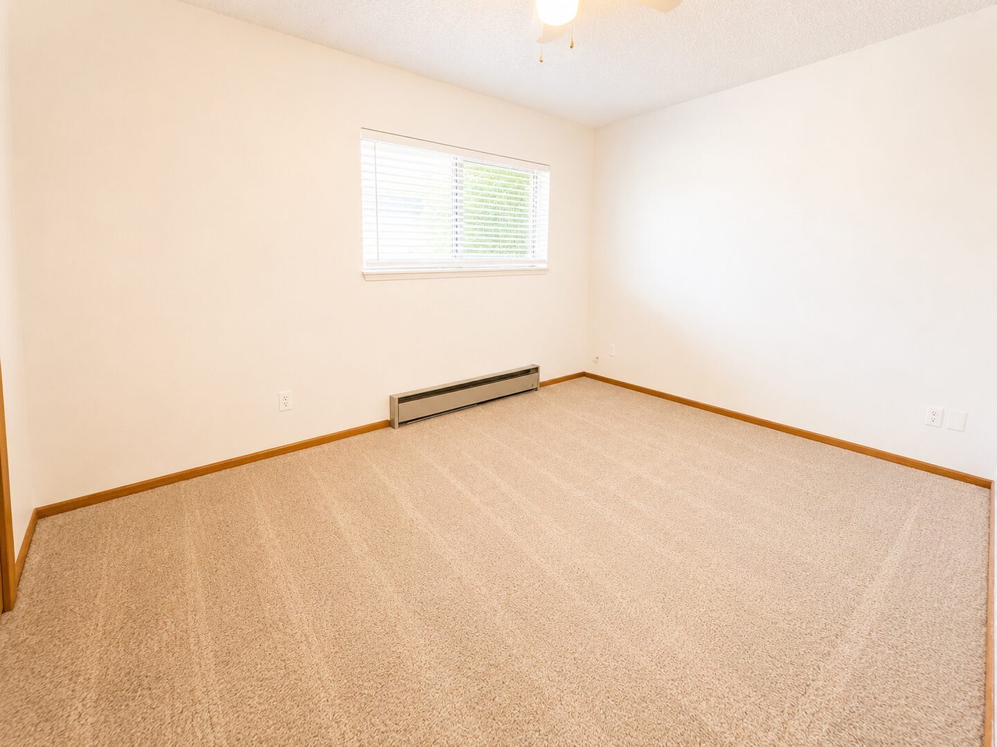 719-731 Washington Street - Oregon City - Oregon - 2 bed, 1.5 bath rental property