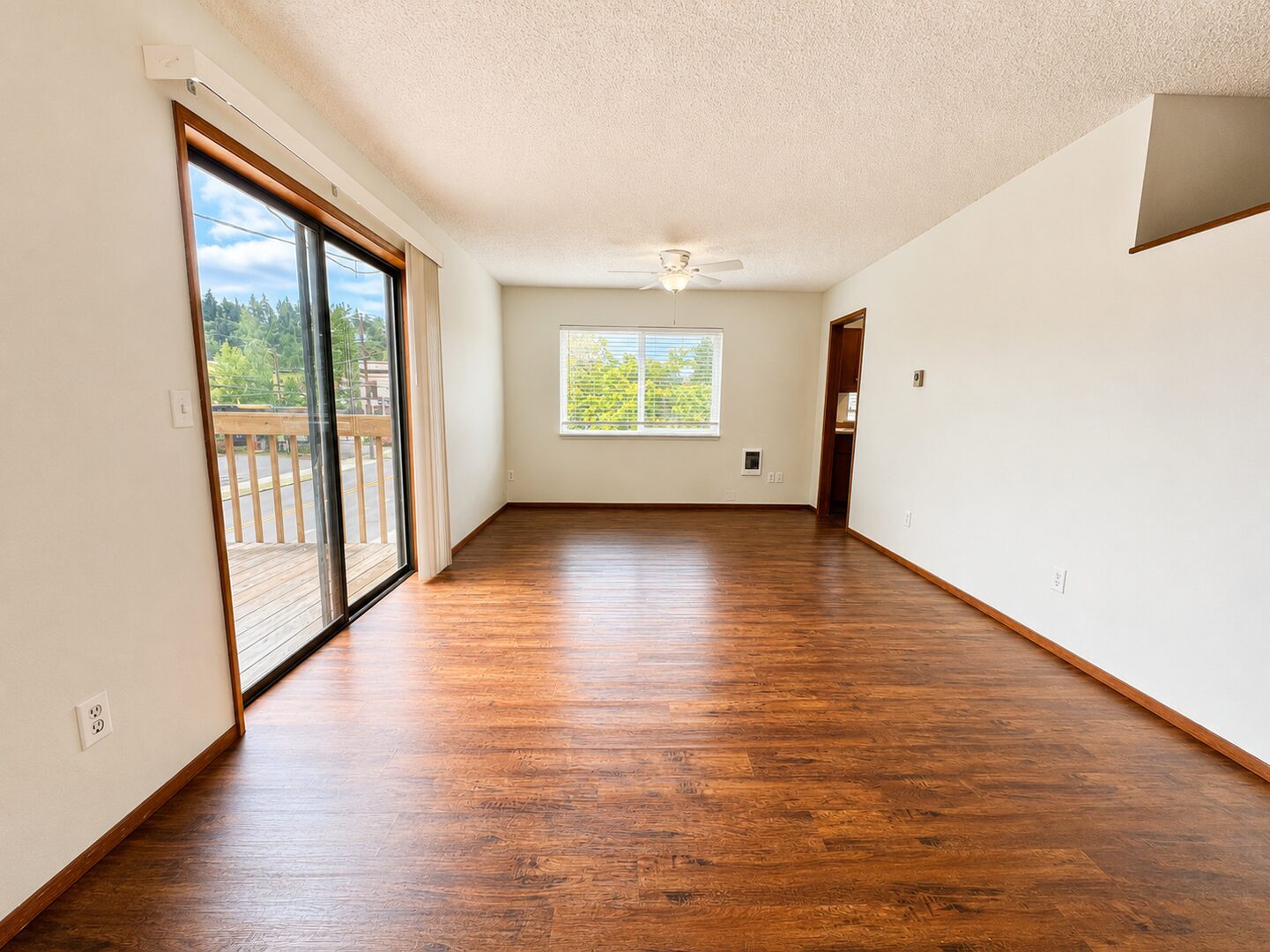 719-731 Washington Street - Oregon City - Oregon - 2 bed, 1.5 bath rental property