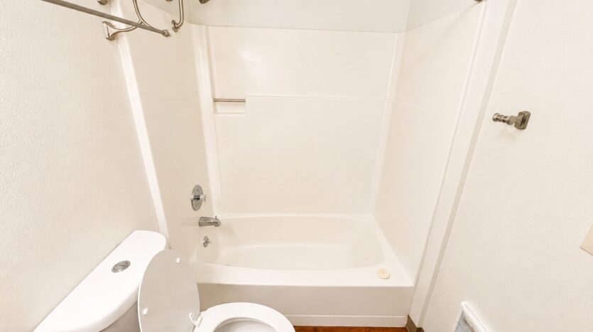 719-731 Washington Street - Oregon City - Oregon - 2 bed, 1.5 bath rental property