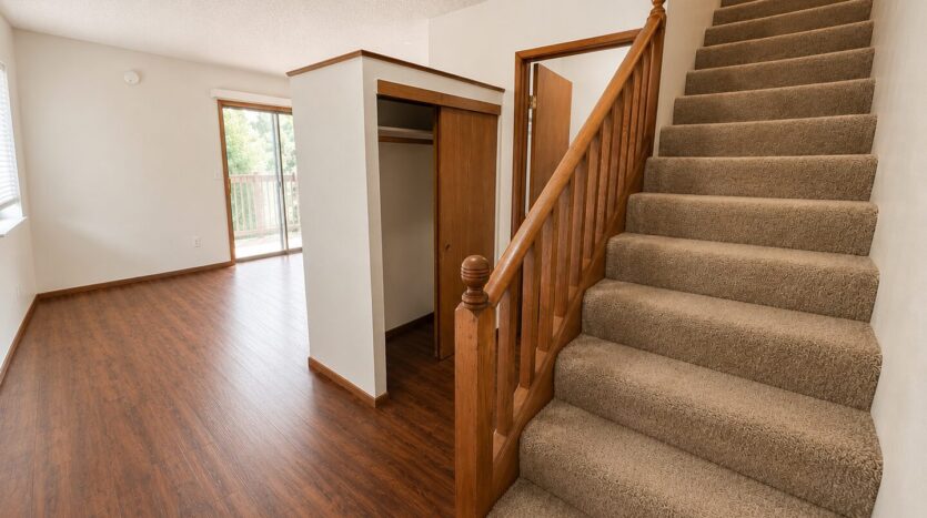 719-731 Washington Street - Oregon City - Oregon - 2 bed, 1.5 bath rental property