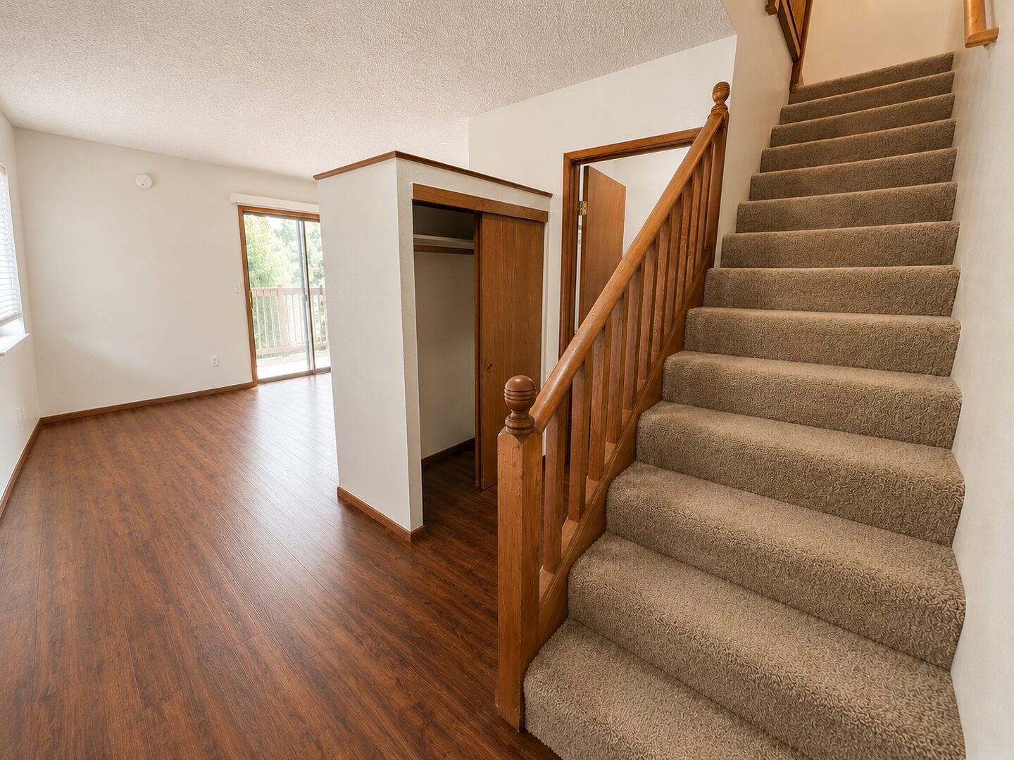 719-731 Washington Street - Oregon City - Oregon - 2 bed, 1.5 bath rental property