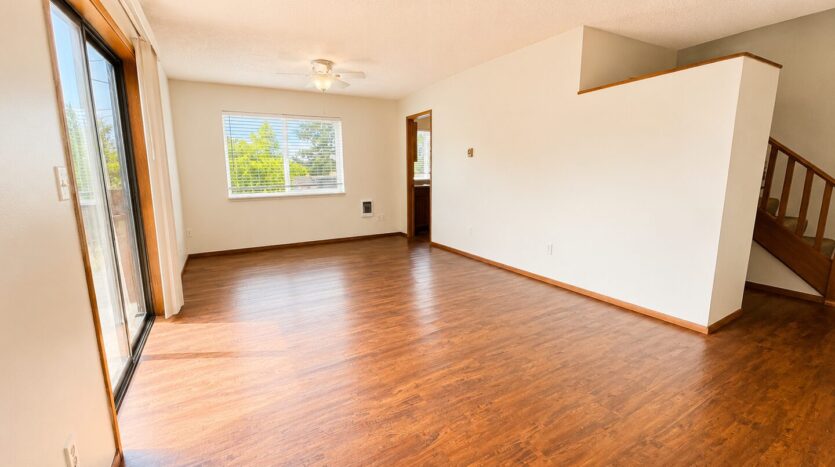 719-731 Washington Street - Oregon City - Oregon - 2 bed, 1.5 bath rental property