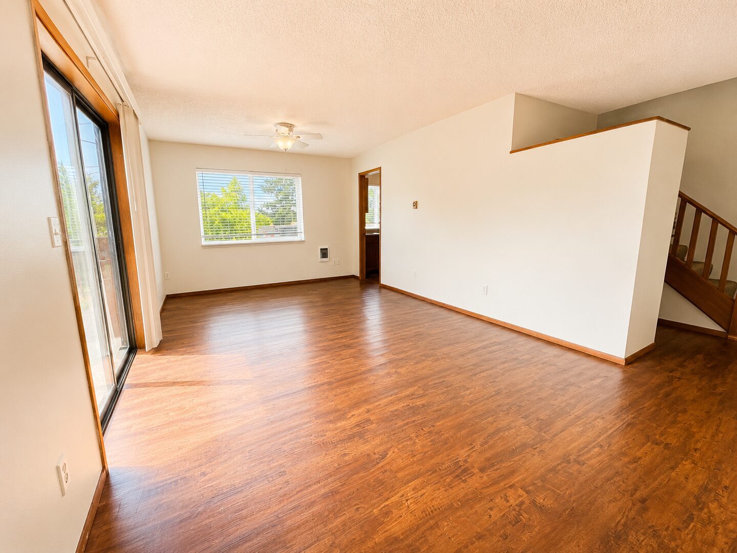 719-731 Washington Street - Oregon City - Oregon - 2 bed, 1.5 bath rental property