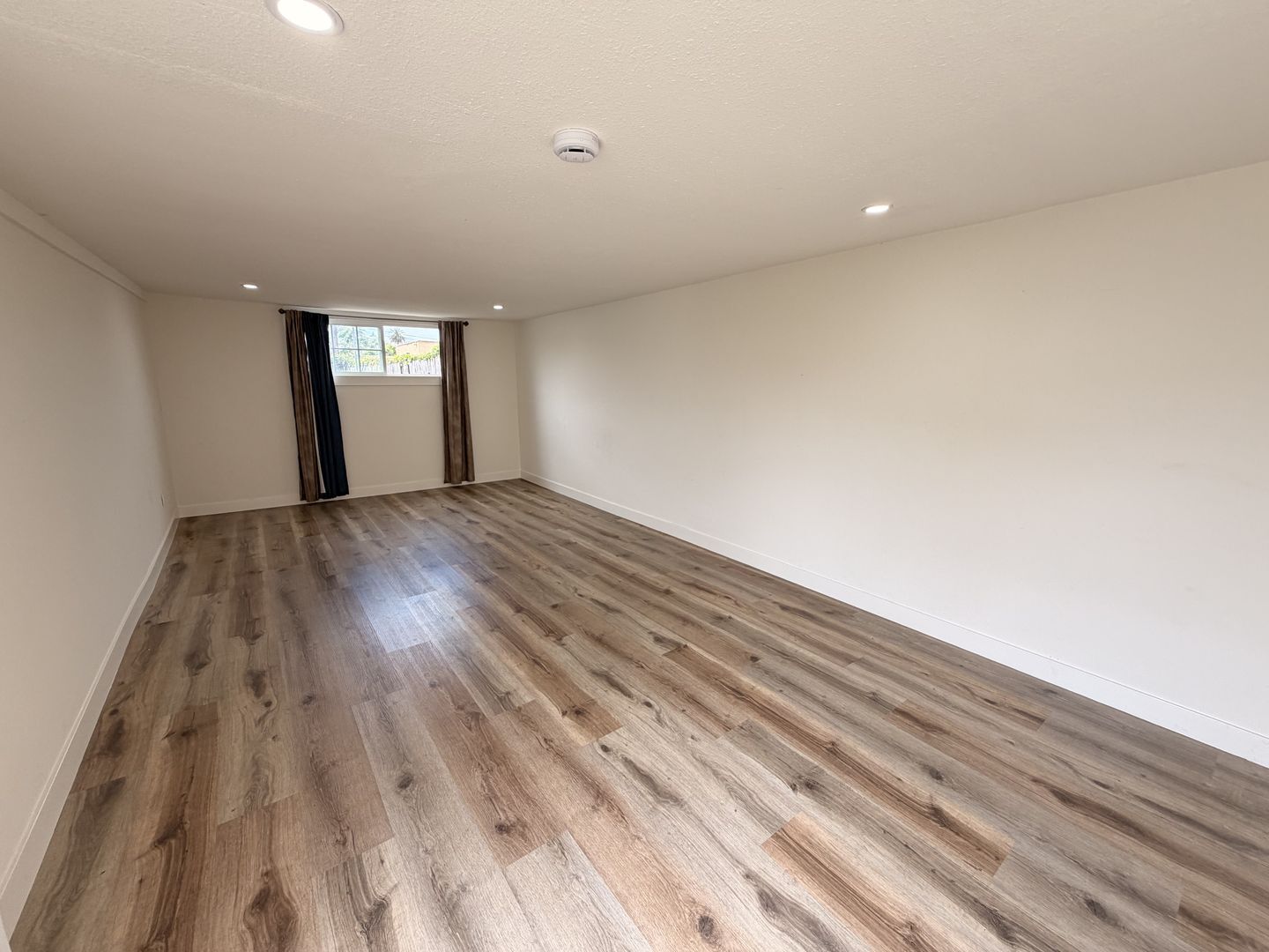 7307 Hallsdale Avenue - Los Angeles - California - 3 bed, 1 bath rental property