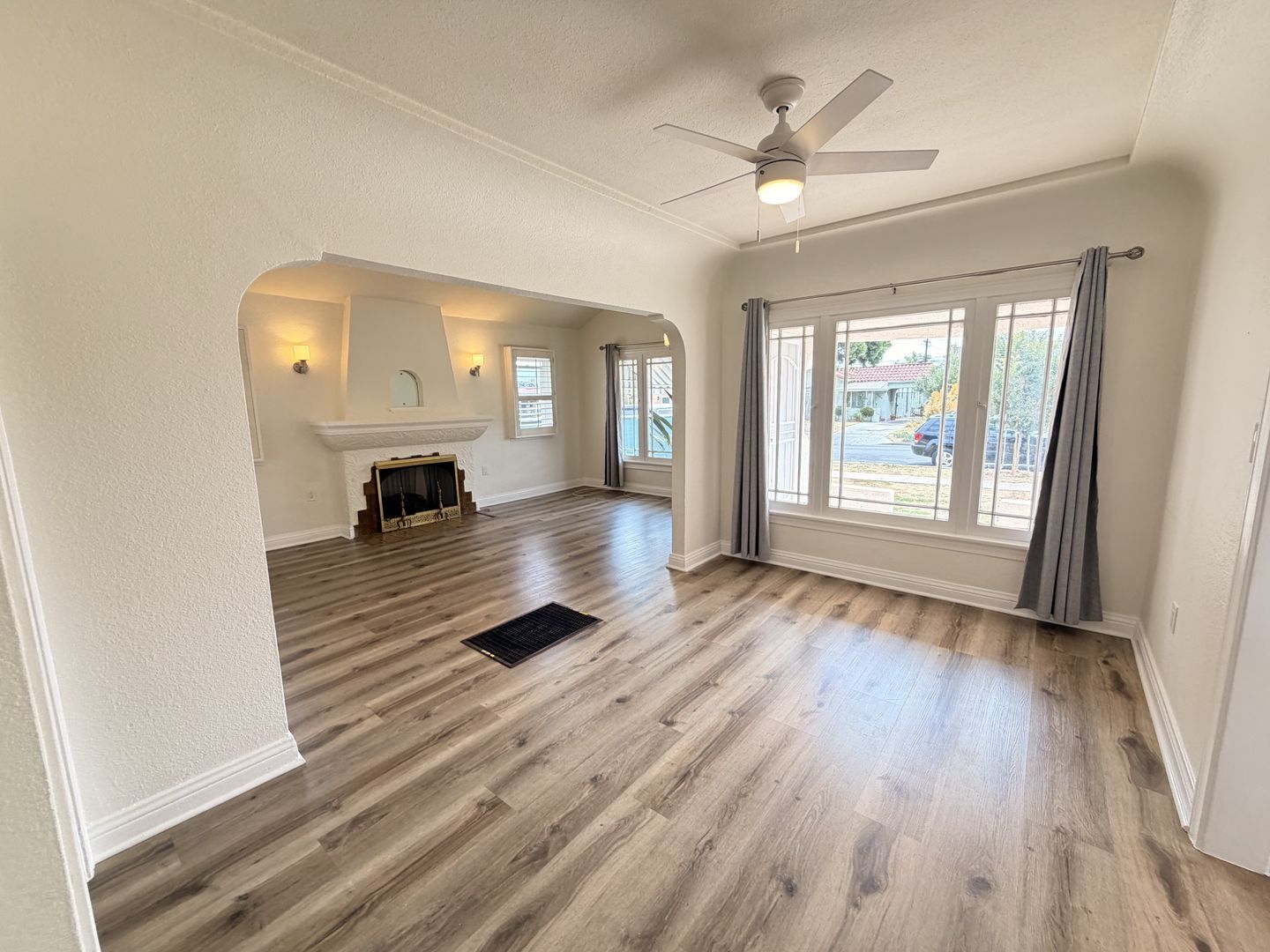 7307 Hallsdale Avenue - Los Angeles - California - 3 bed, 1 bath rental property