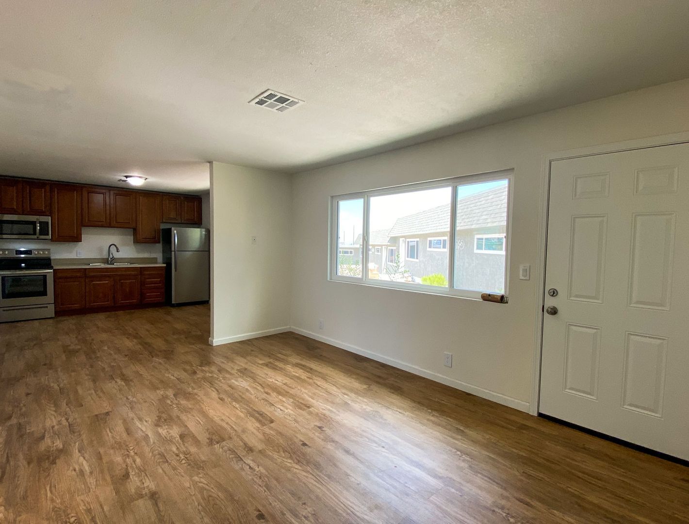 75 E Atlantic Ave - Henderson - Nevada - 1 bed, 1 bath rental property