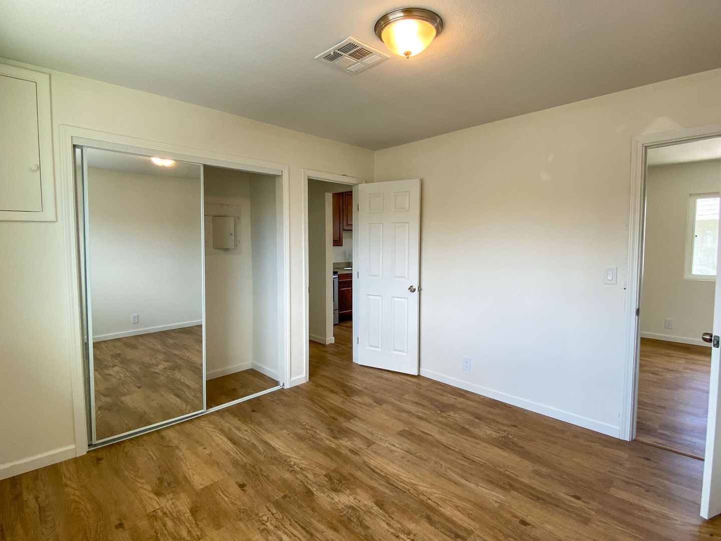 75 E Atlantic Ave - Henderson - Nevada - 1 bed, 1 bath rental property