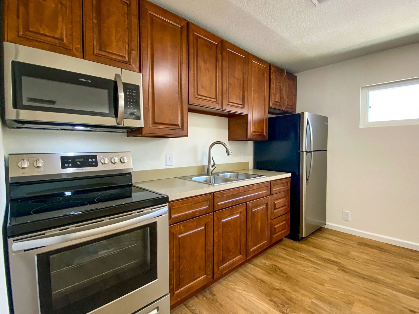 75 E Atlantic Ave - Henderson - Nevada - 1 bed, 1 bath rental property