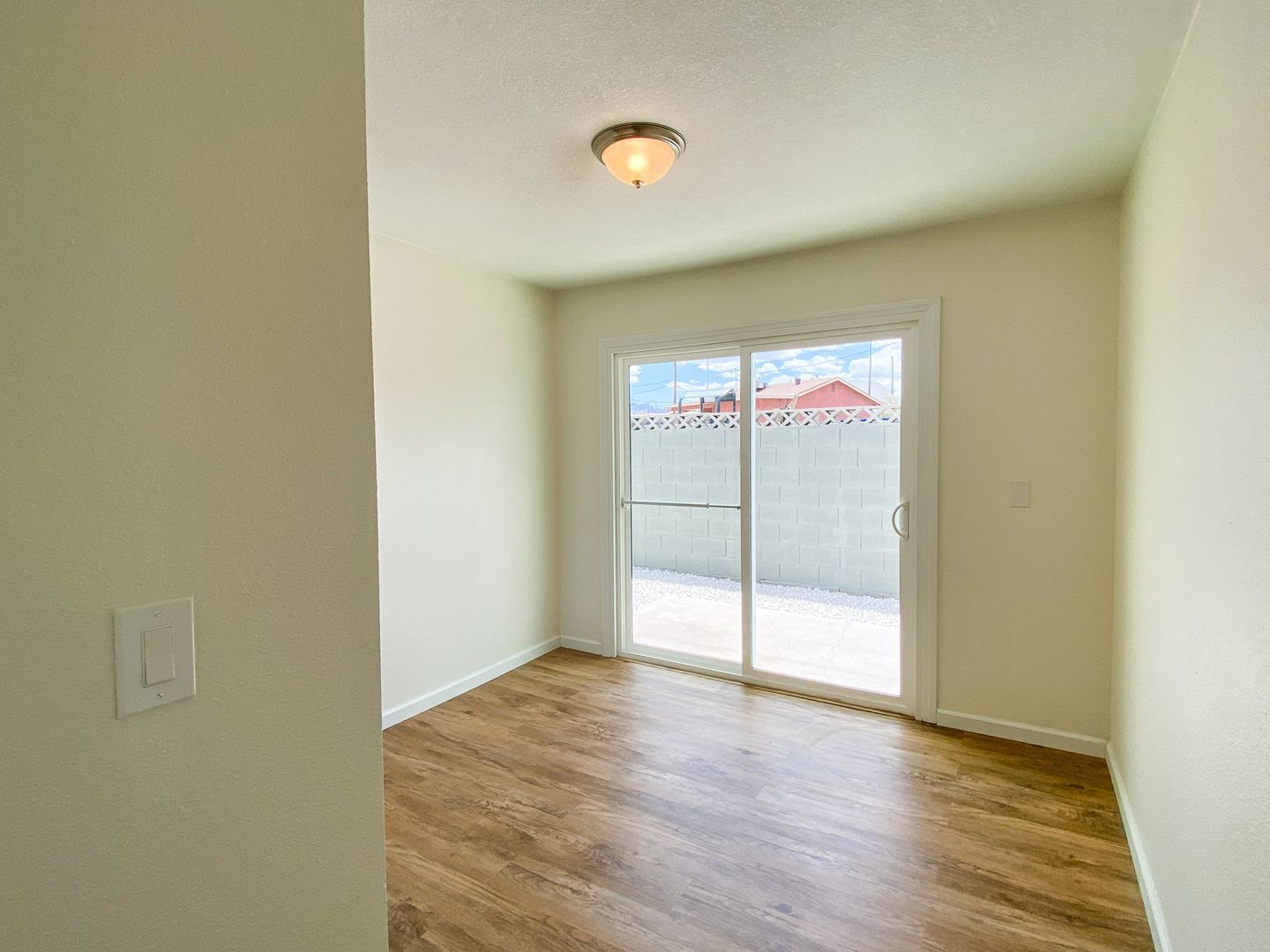 75 E Atlantic Ave - Henderson - Nevada - 1 bed, 1 bath rental property