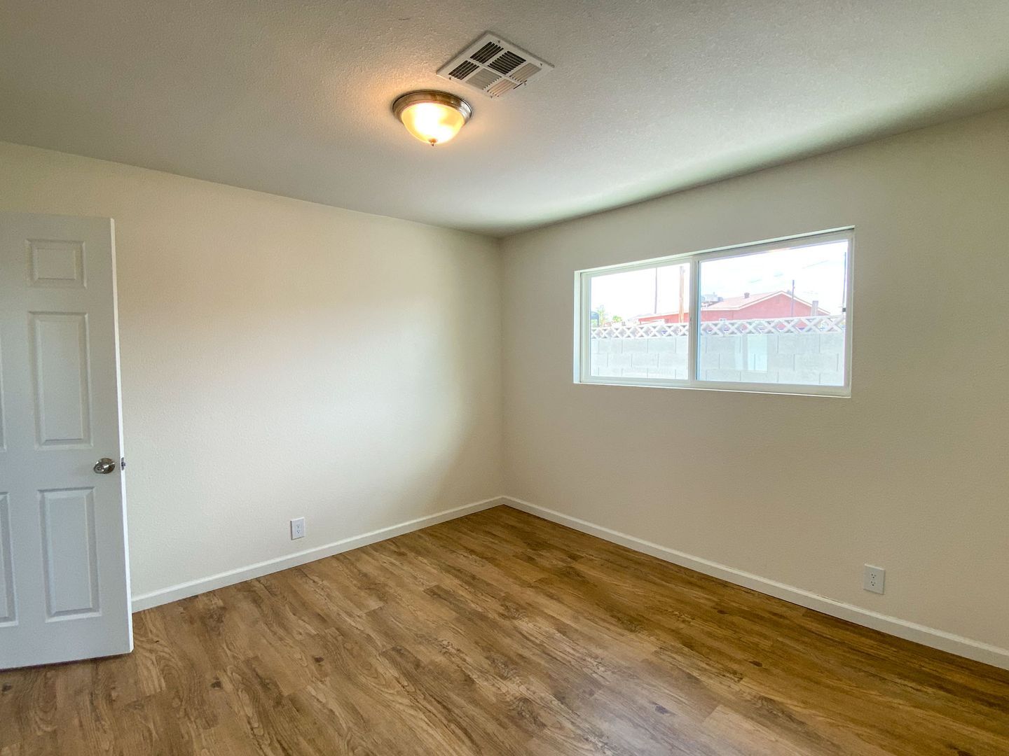 75 E Atlantic Ave - Henderson - Nevada - 1 bed, 1 bath rental property