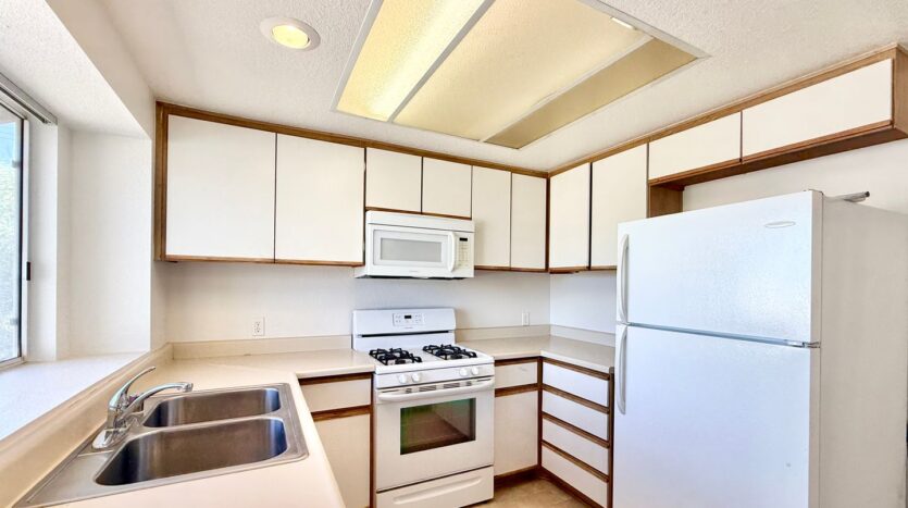 79540 Avenue 42 - Unit B - Bermuda Dunes - California - 2 bed, 2 bath rental property