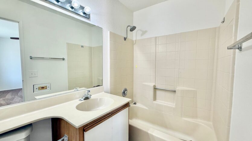 79540 Avenue 42 - Unit B - Bermuda Dunes - California - 2 bed, 2 bath rental property