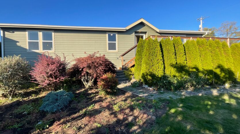 8477 Selder Rd. - Blaine - Washington - 3 bed, 2 bath rental property